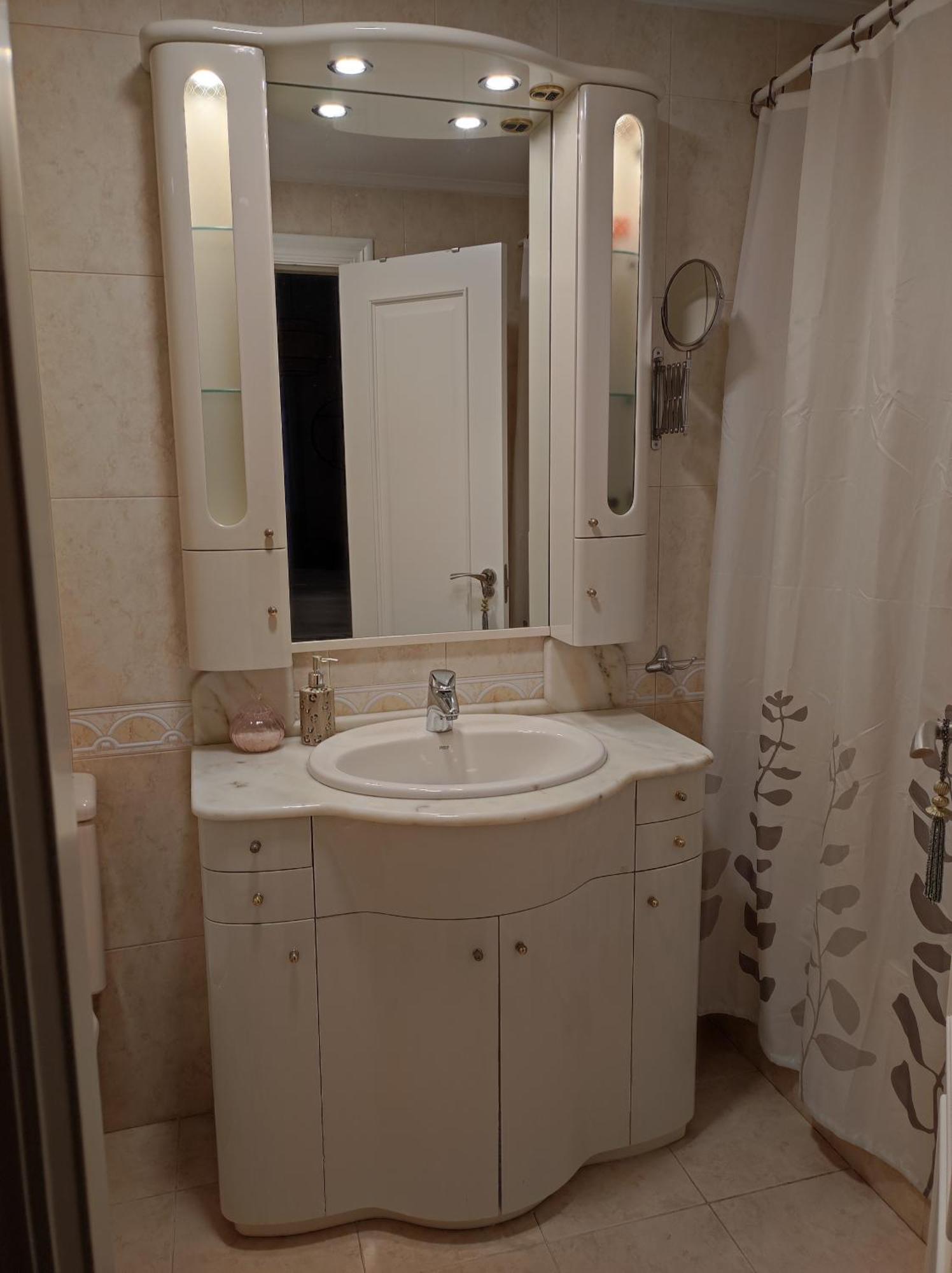 Precioso Piso Con Garaje En El Centro De Castro Urdiales Apartman Kültér fotó