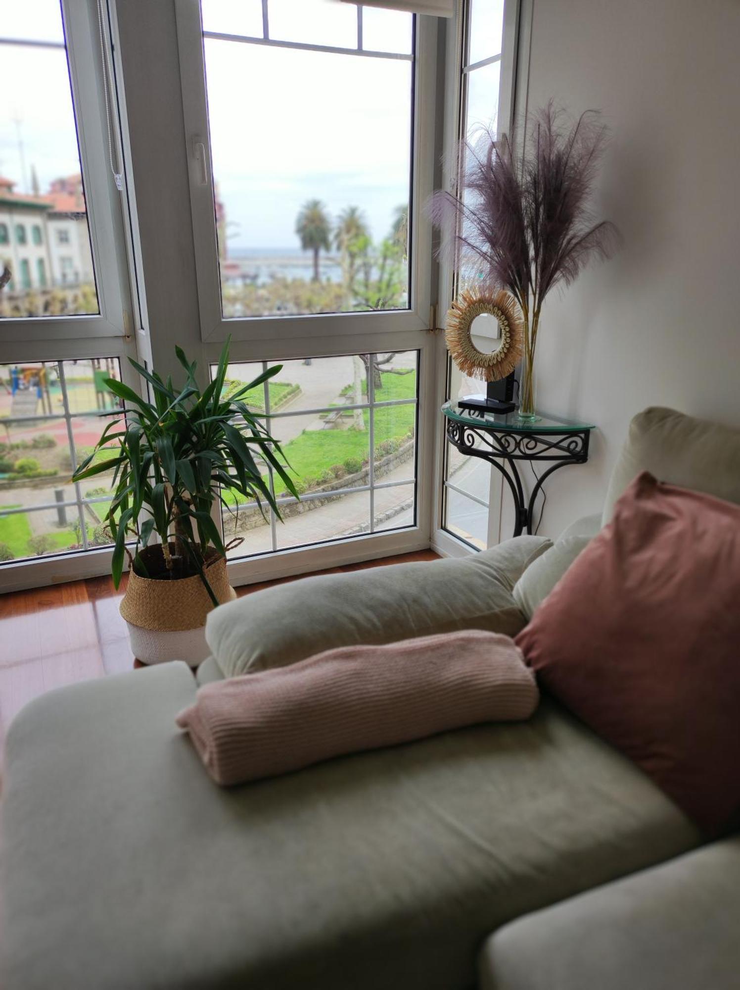 Precioso Piso Con Garaje En El Centro De Castro Urdiales Apartman Kültér fotó